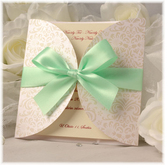 Exclusive wedding invitation with mint ribbon